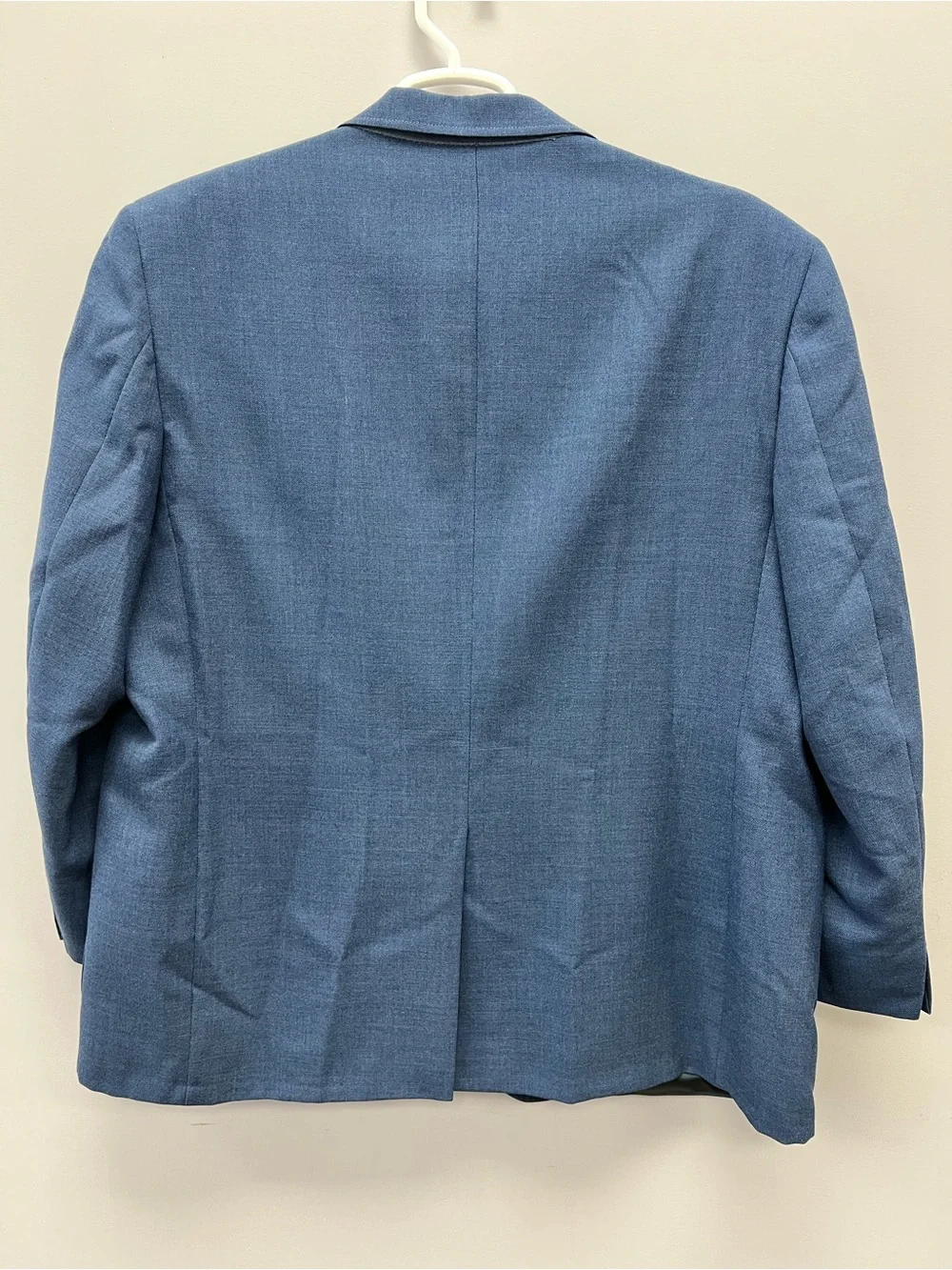 Vintage 70’s or 80’s Botany 500 U.S.A. Men's Classic Blue Blazer Gold Buttons